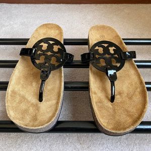 TORY BURCH Women Miller Cloud Goatskin Leather Logo Sandals - NEW NWOB